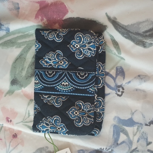 Vera Bradley wallet - Picture 2 of 7
